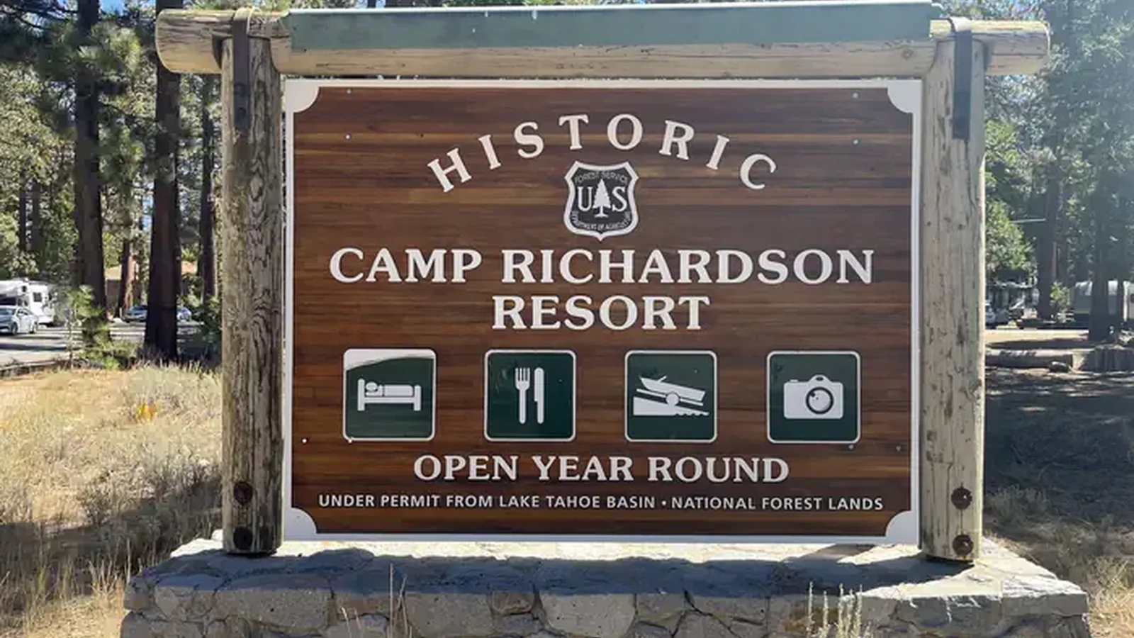 Monument Sign RV