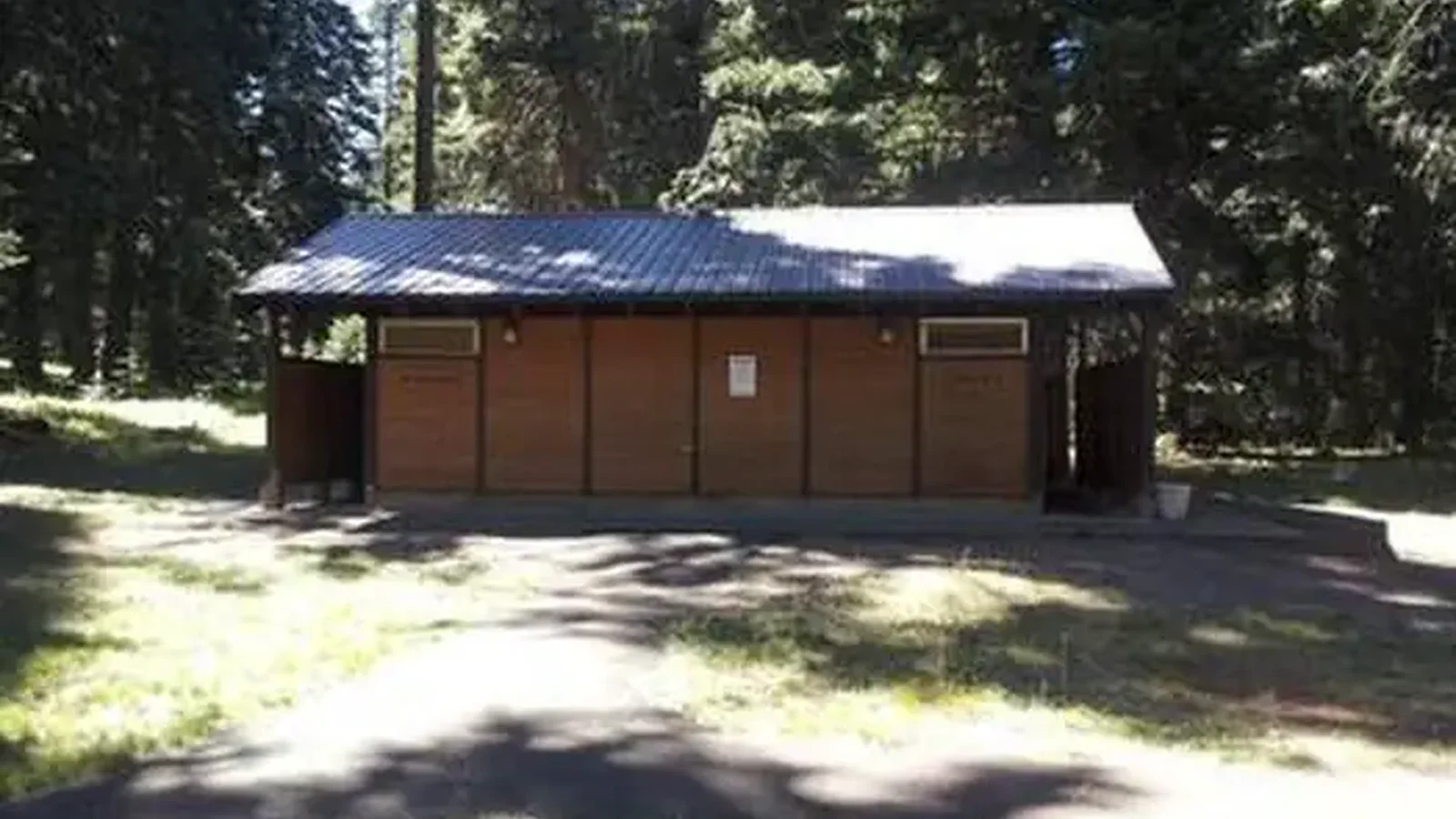 Restroom facility at Hyatt Lake