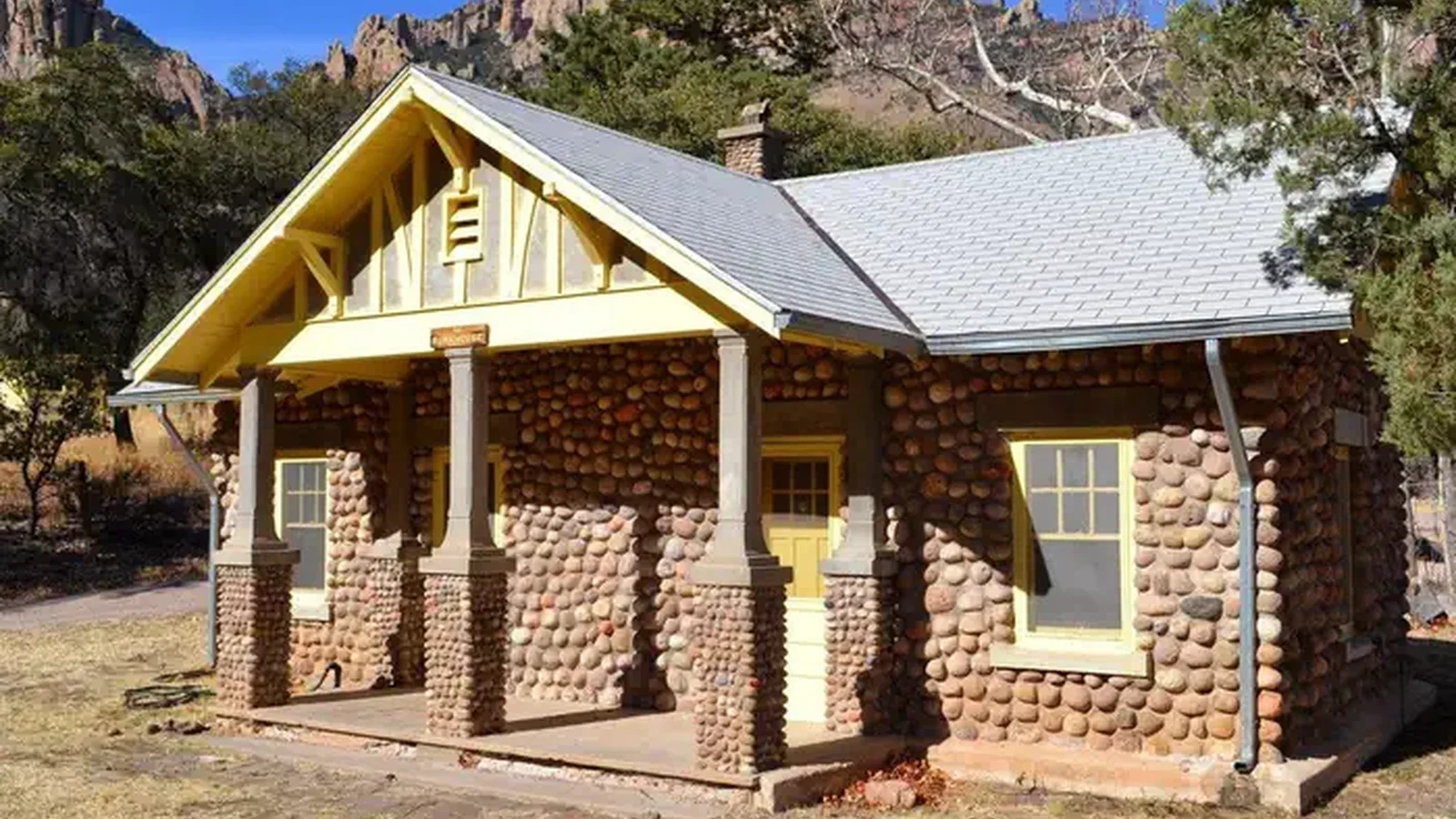 Portal Bunkhouse