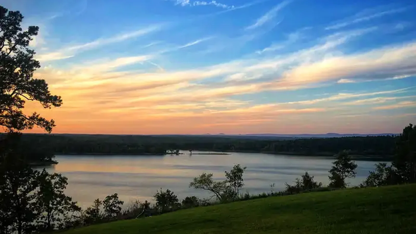 Dierks Lake Overlook