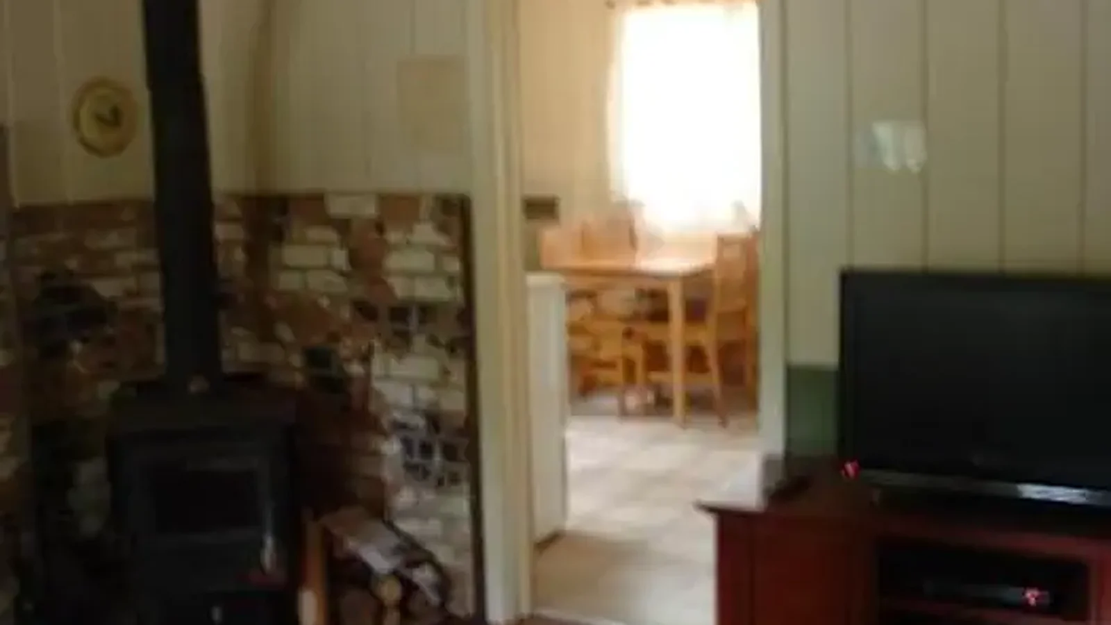 SLY GUARD CABIN INSIDE