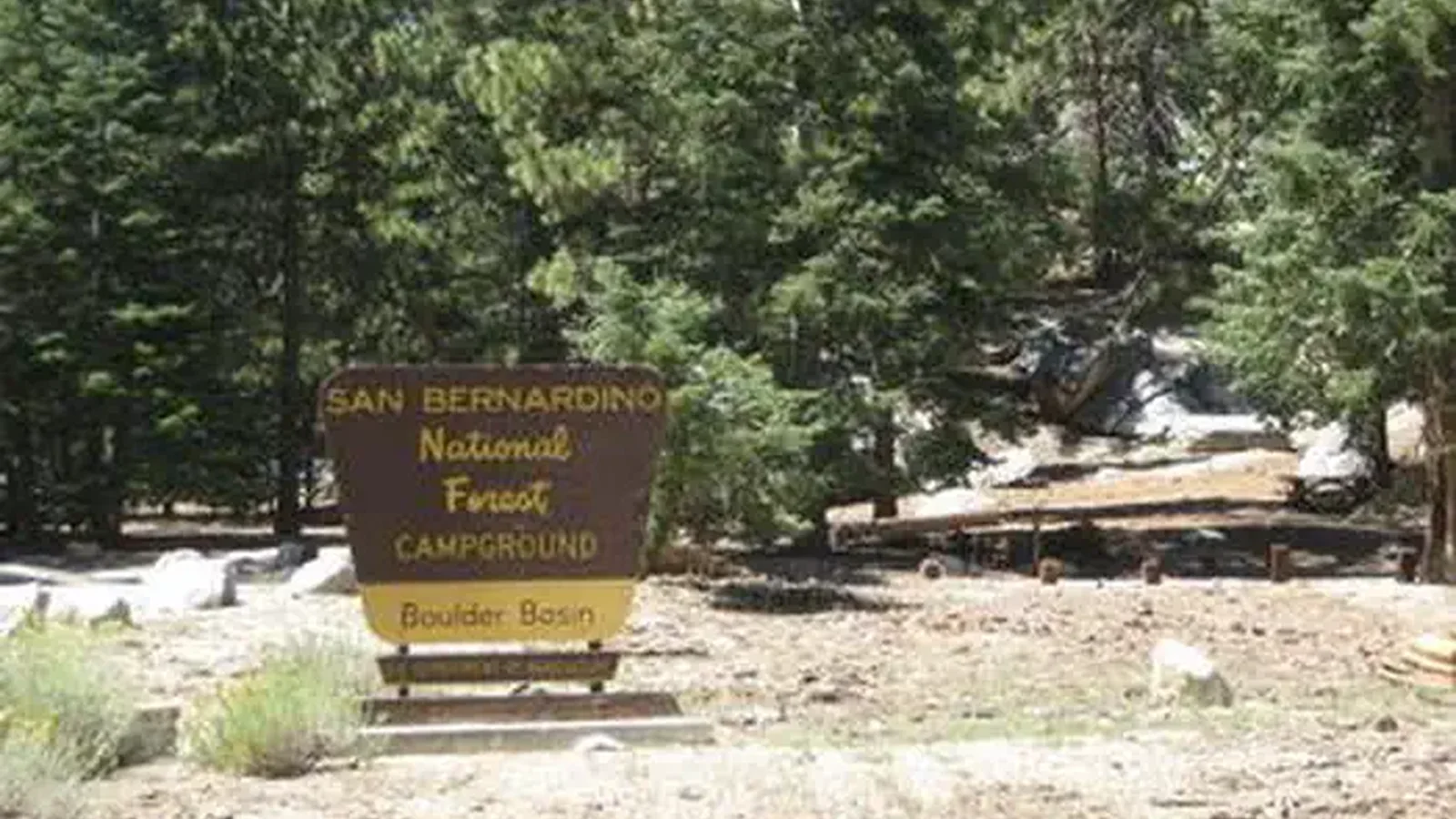 View of Boulder Basin Campground with campground sign.