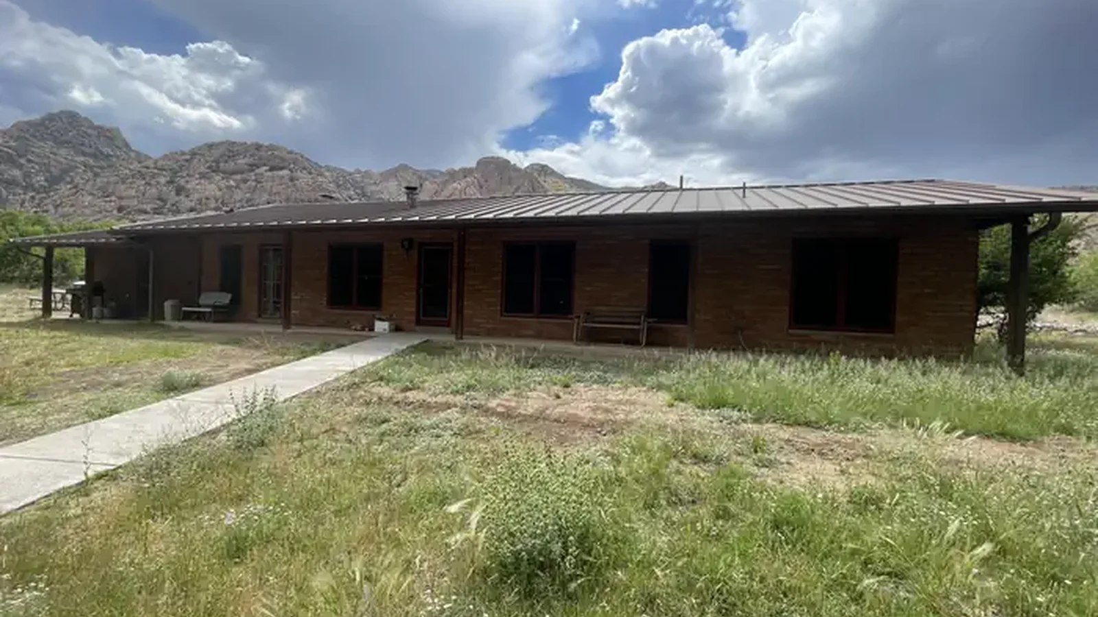Half Moon Ranch in the Dragoon Mountains