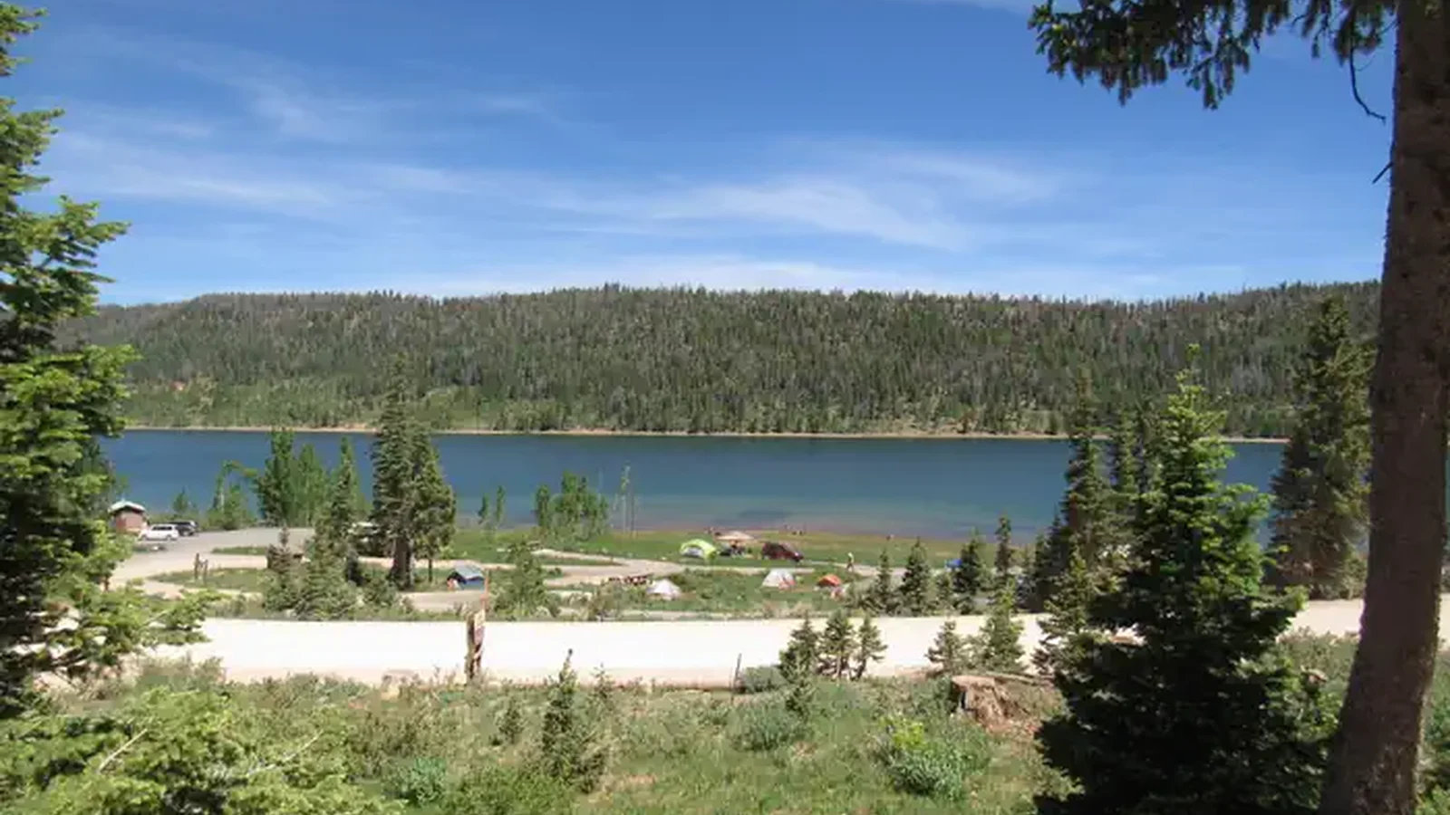 View of Navajo lake from the south side of the campground