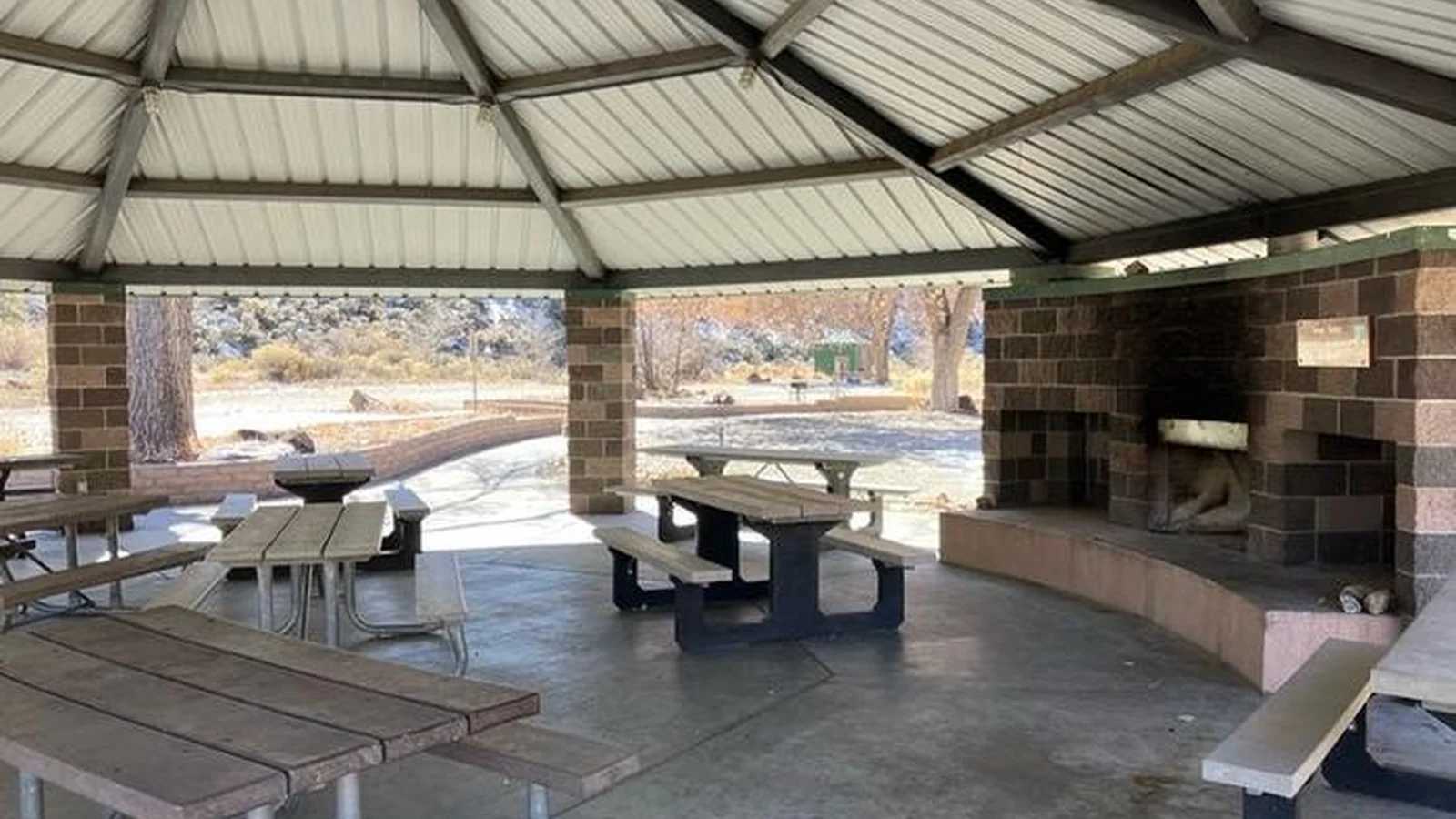 Rio Bravo Group Shelter Interior