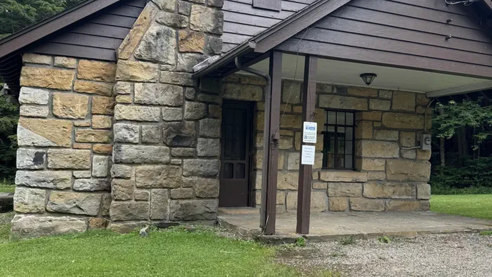 FARNSWORTH CABIN