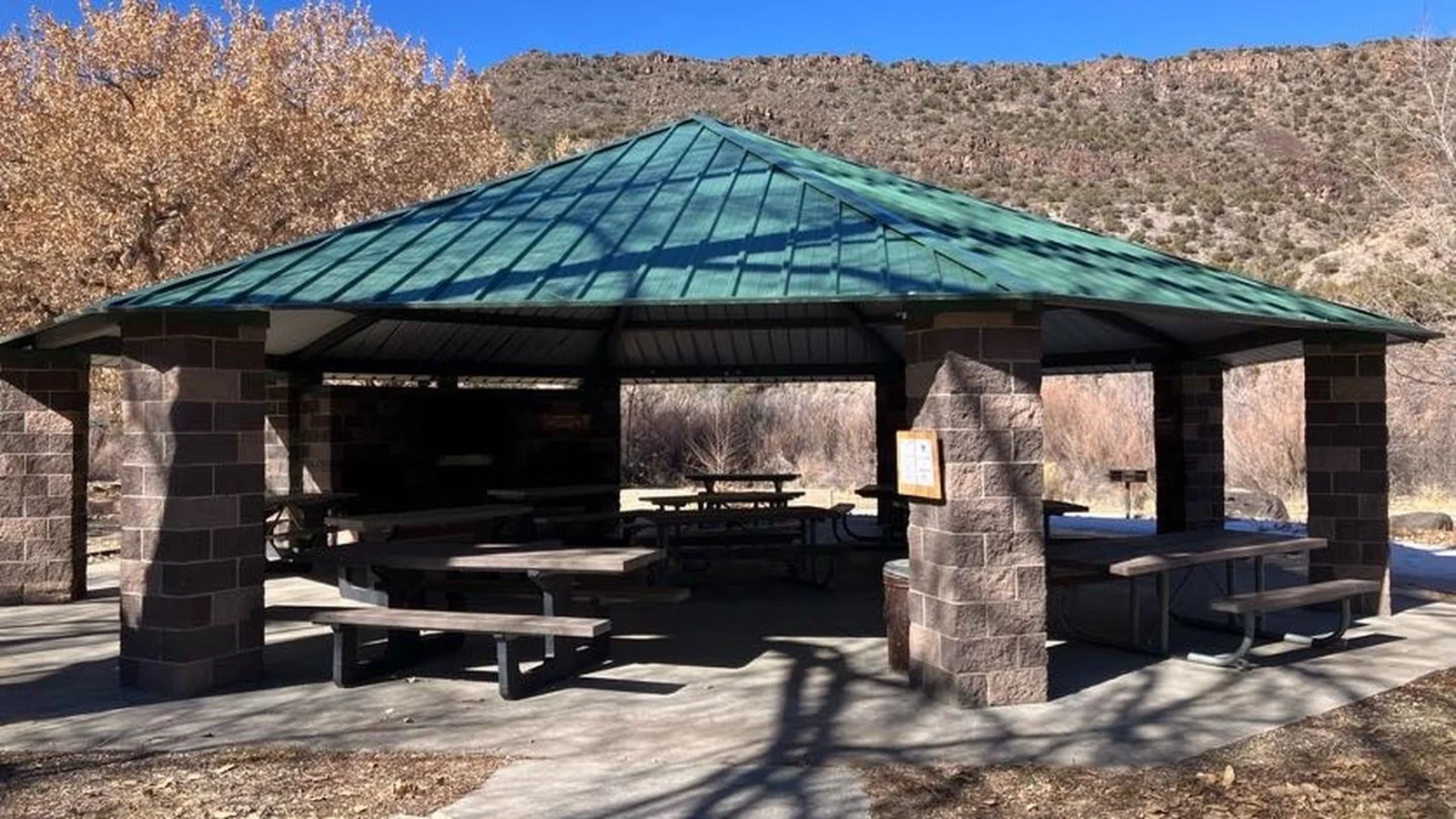 Rio Bravo Group Shelter