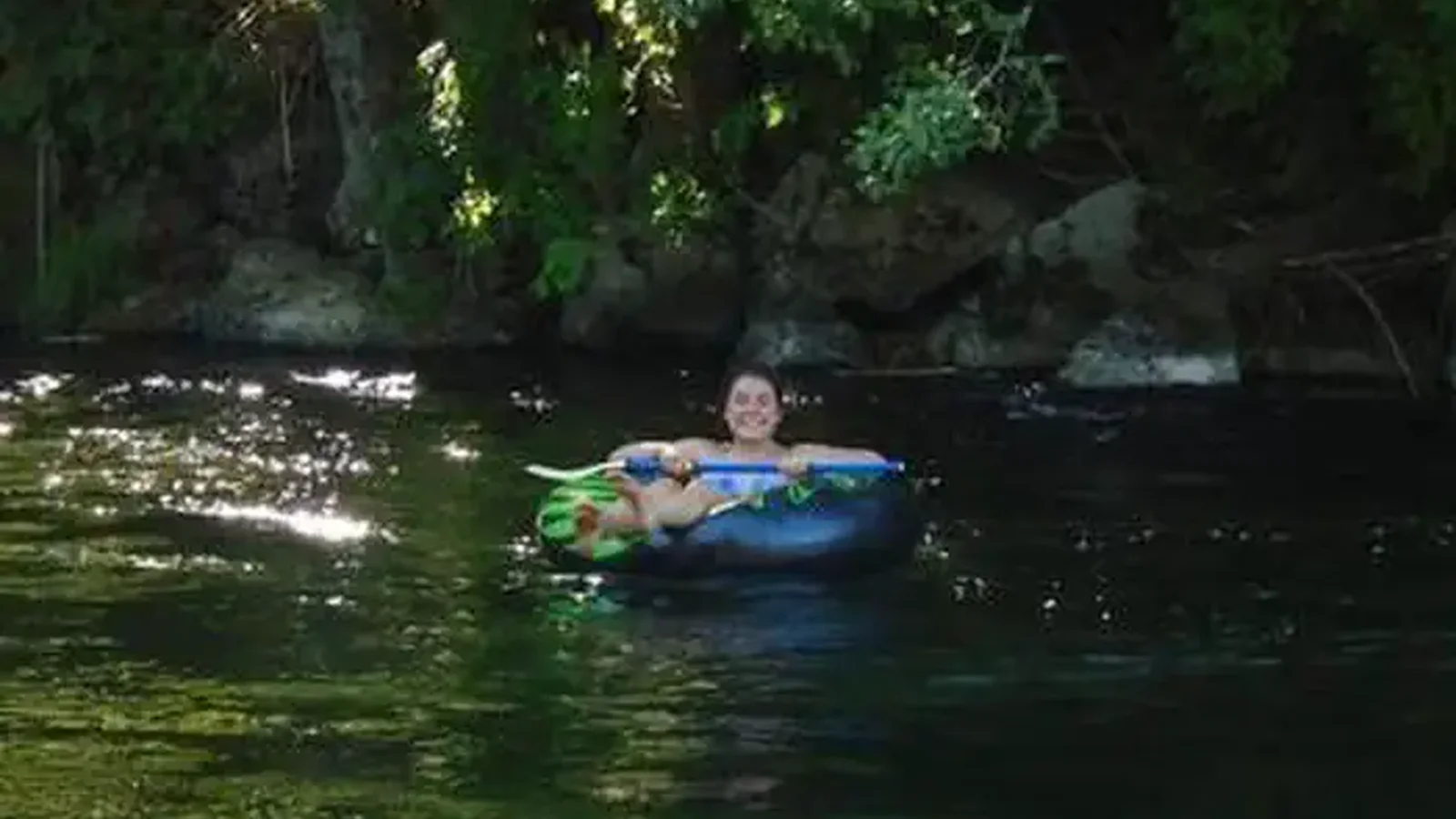 JACKSON CAMPGROUND ON THE APPLEGATE RIVER