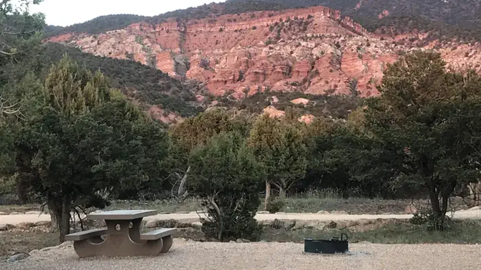 Typical view from campsites in the Pyramid Ridge Campground