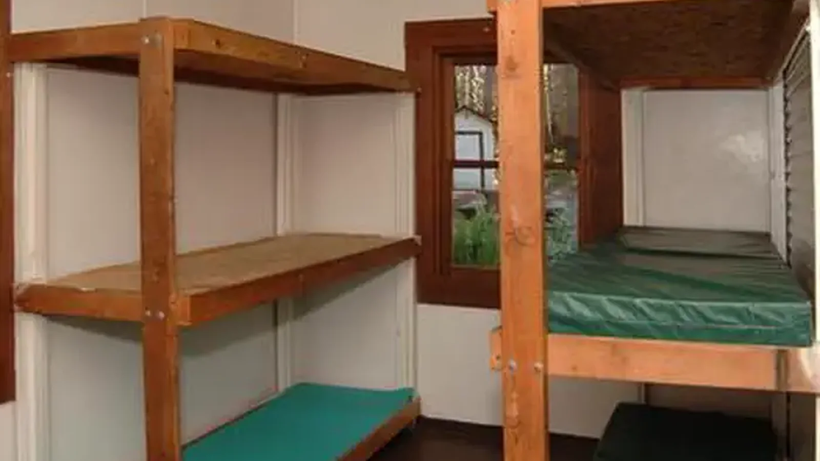 PACKERS CABIN
