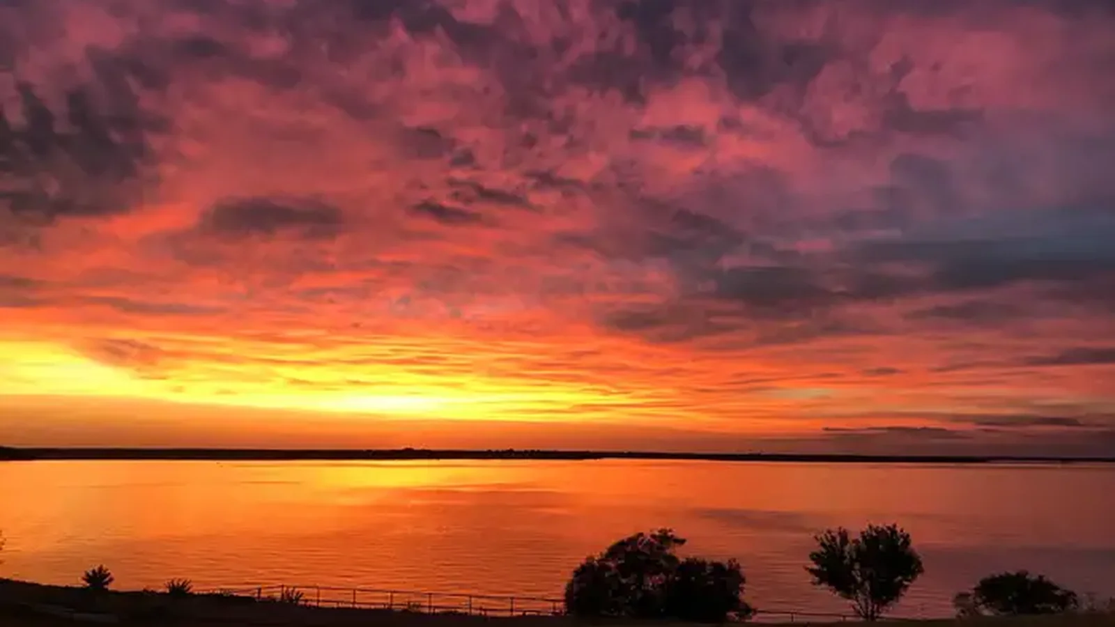 Sunset on Waco Lake
