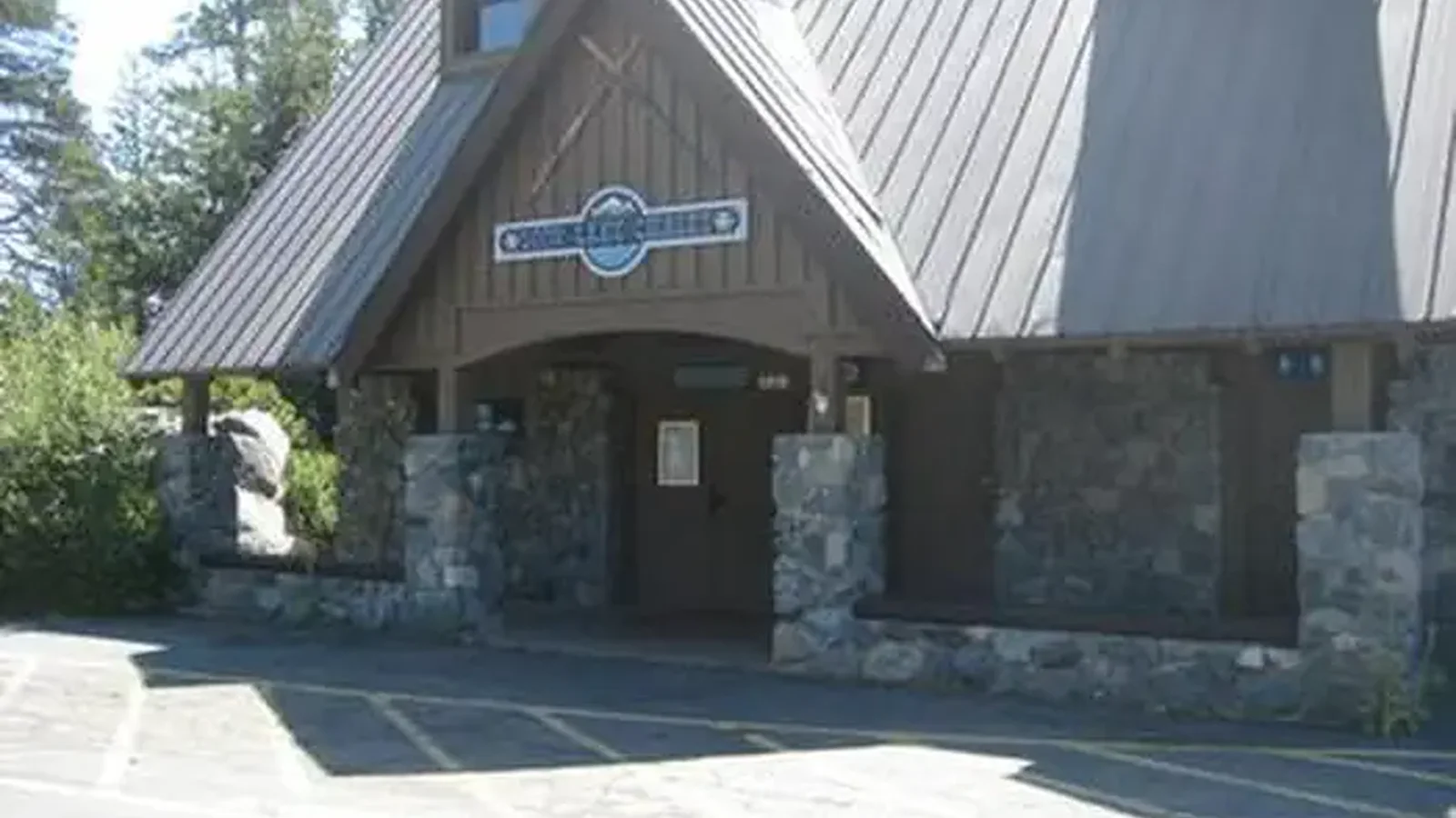 LOON LAKE CHALET