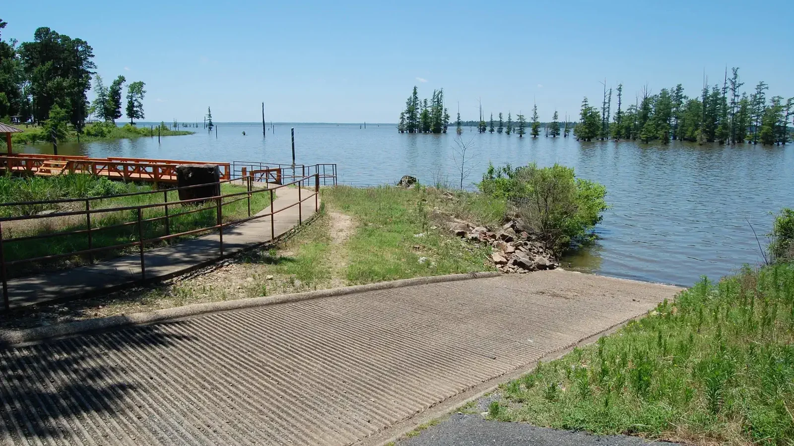 COTTONSHED PARK BOAT RAMP