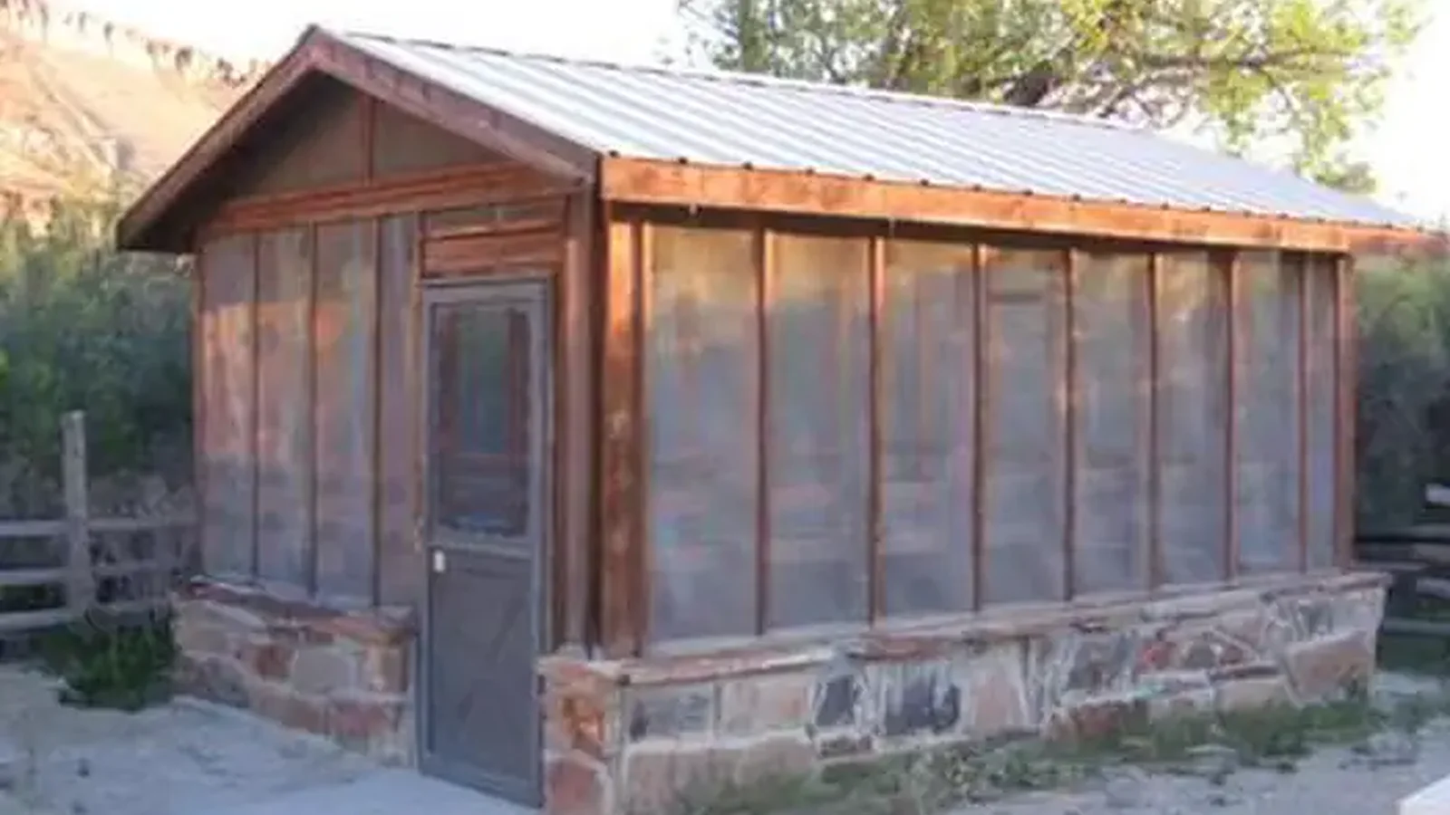 DESOLATION GRAY CANYONS SCREEN CABINS