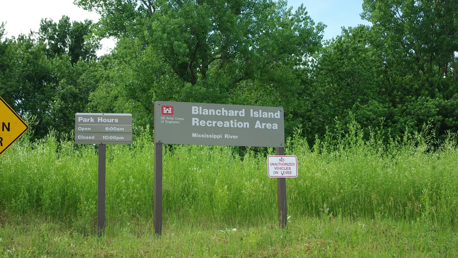 BI Entrance Sign