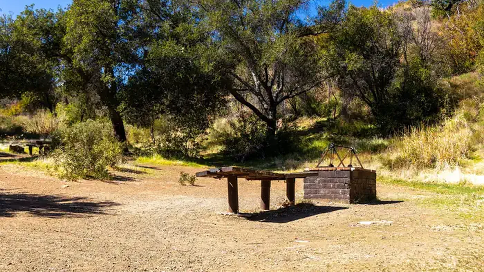HOLIDAY GROUP CAMPGROUND b