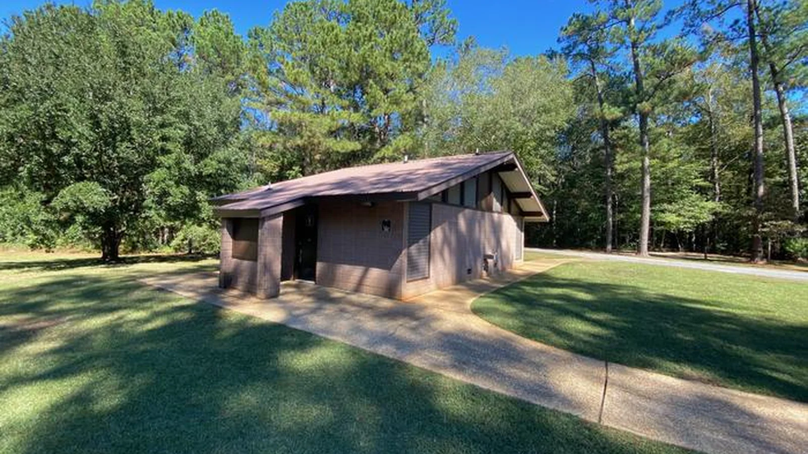 Restroom and Shower Facilities at Big Biloxi Campground