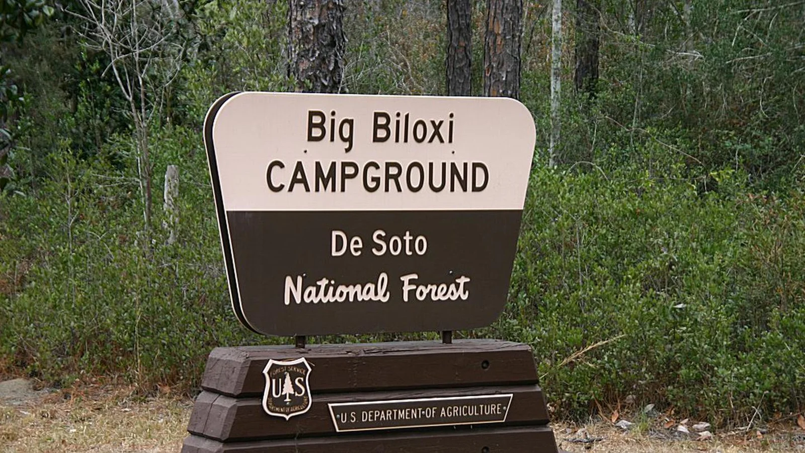 Big Biloxi Campground Portal Sign