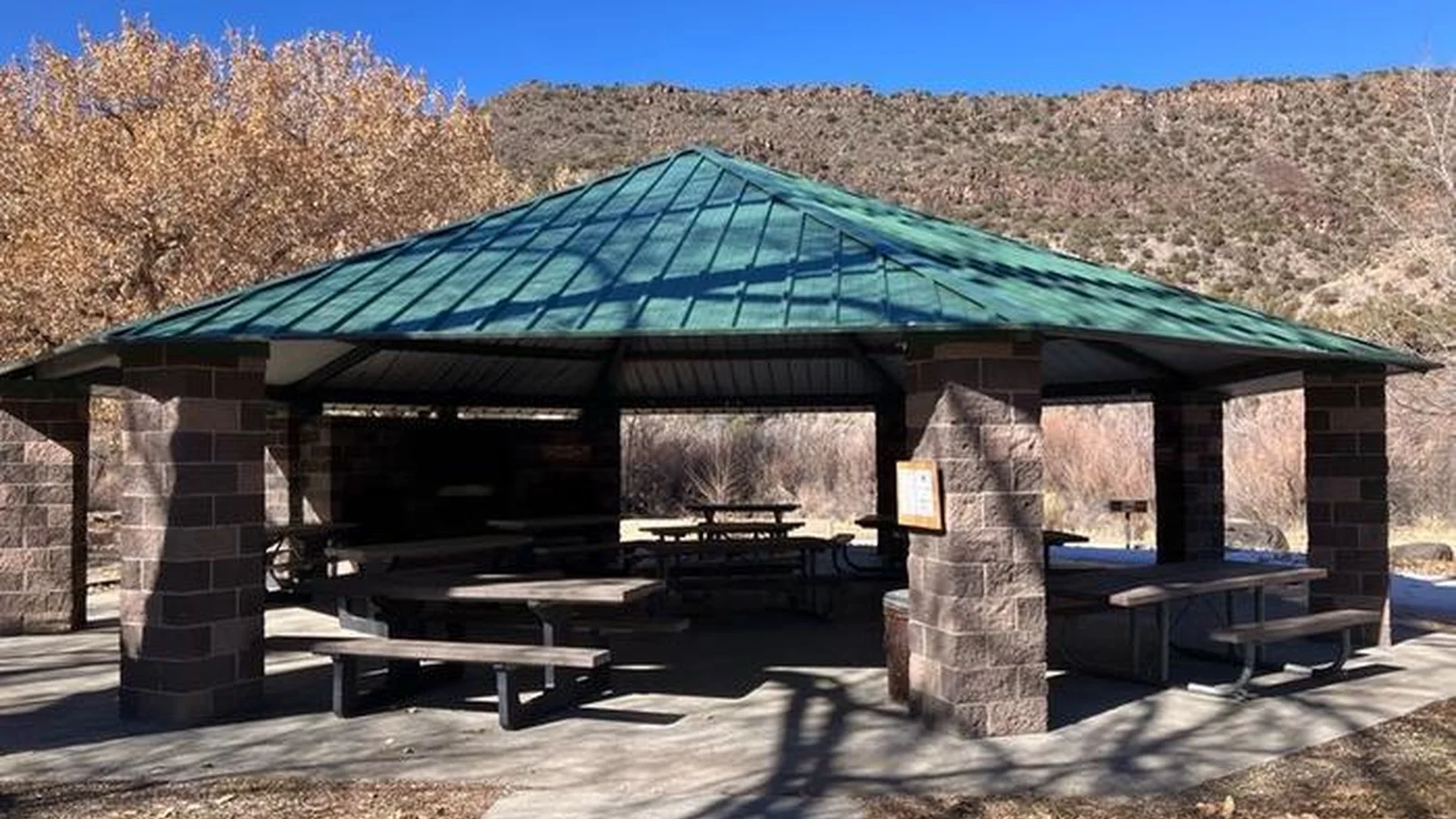 Rio Bravo Group Shelter
