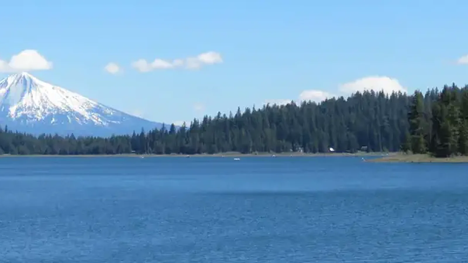 View across Hyatt Lake