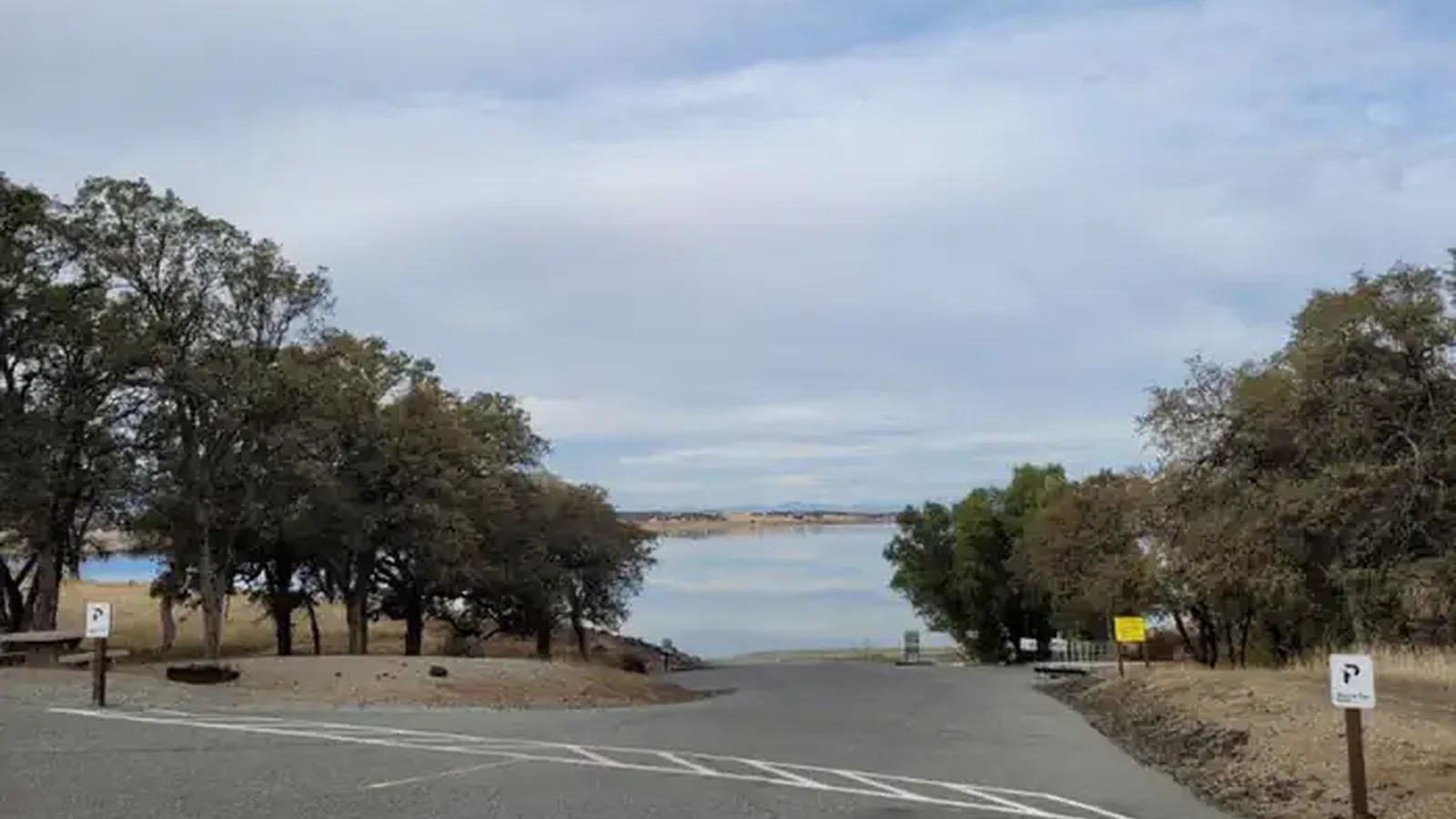 ORLAND BUTTES  BOAT LAUNCH