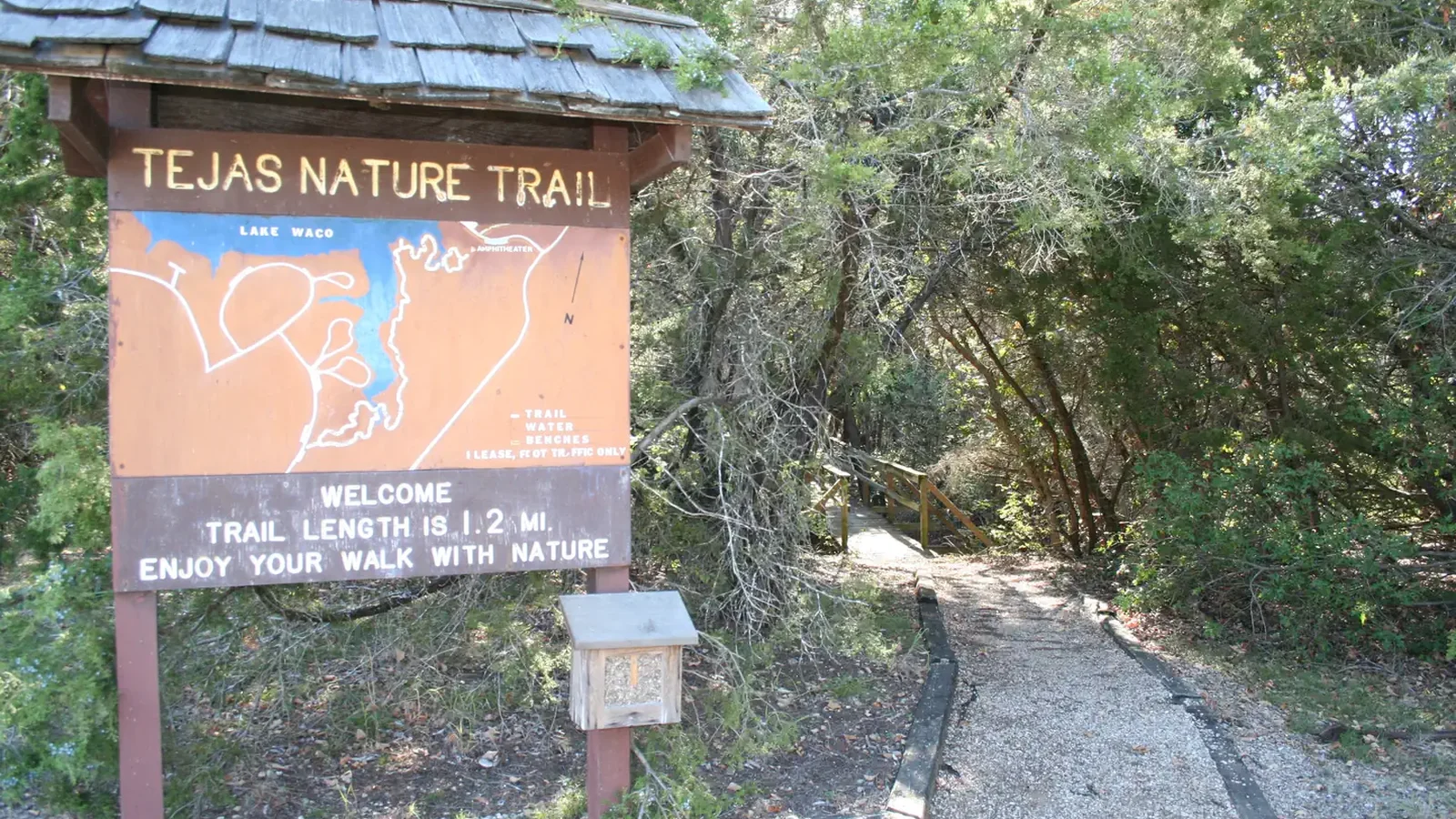 Tejas trail entrance