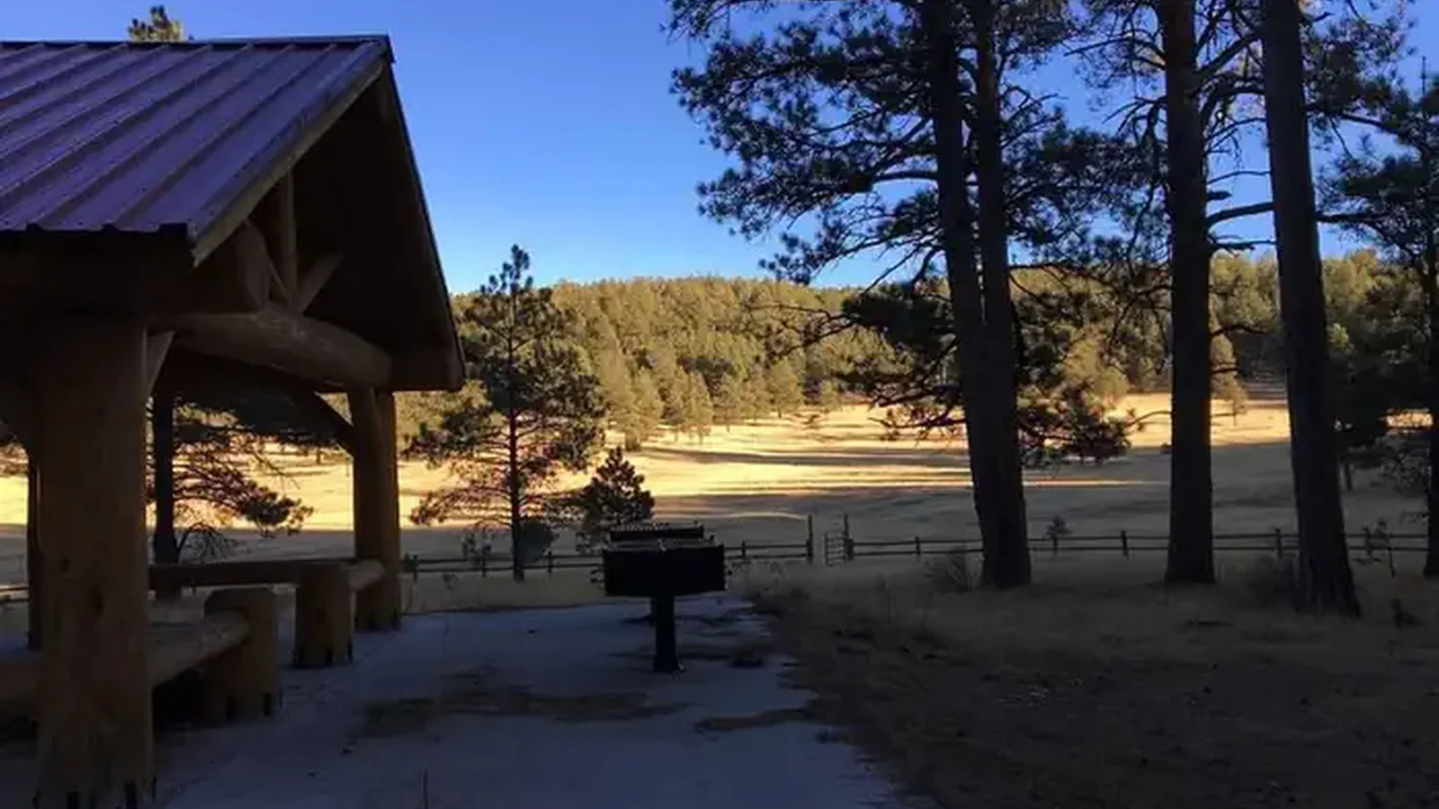Amole Canyon Shelter with BBQ grills