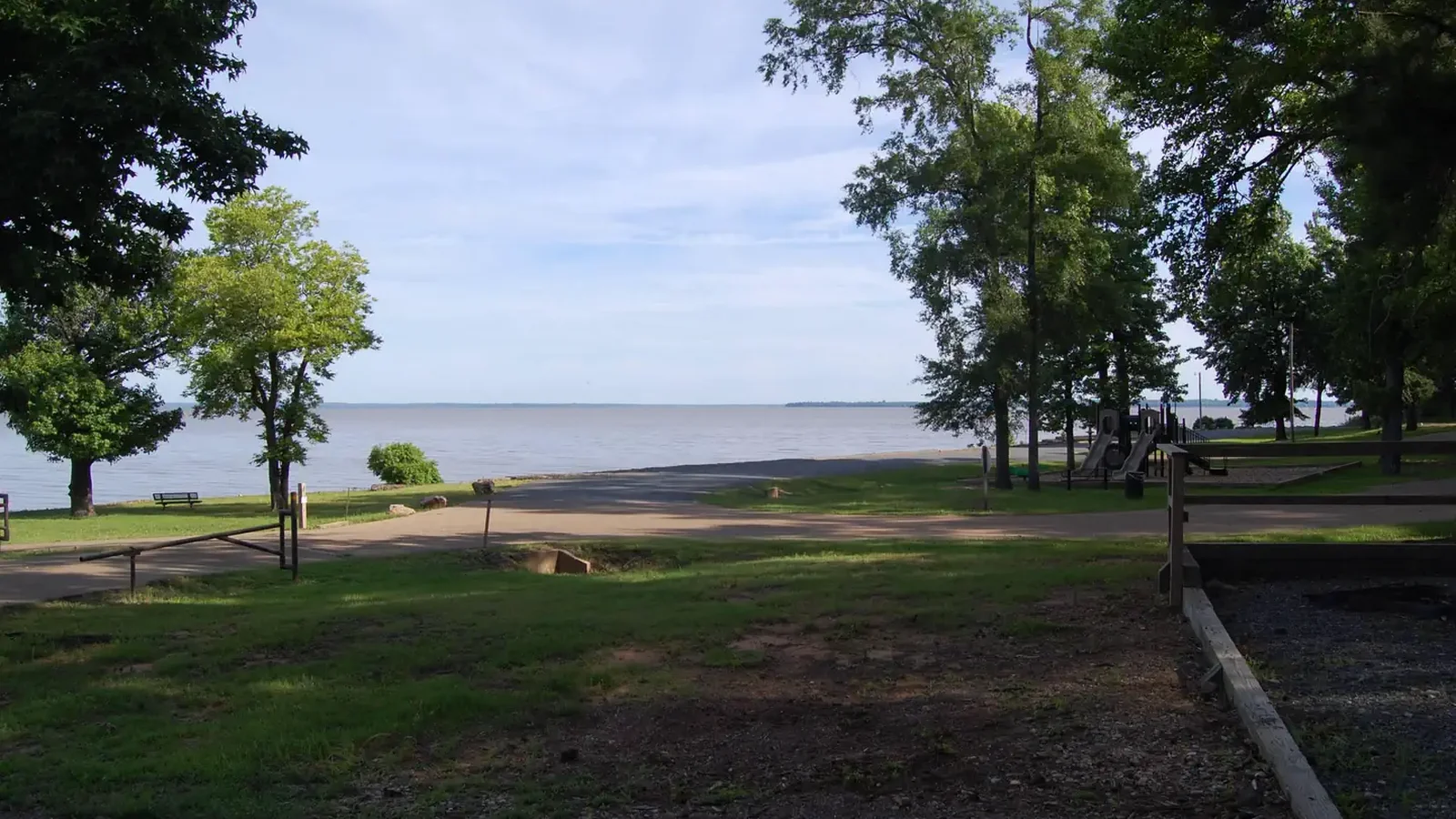 BEARD'S BLUFF PARK