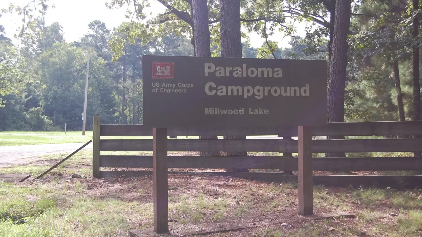 Entrance of Paraloma Park