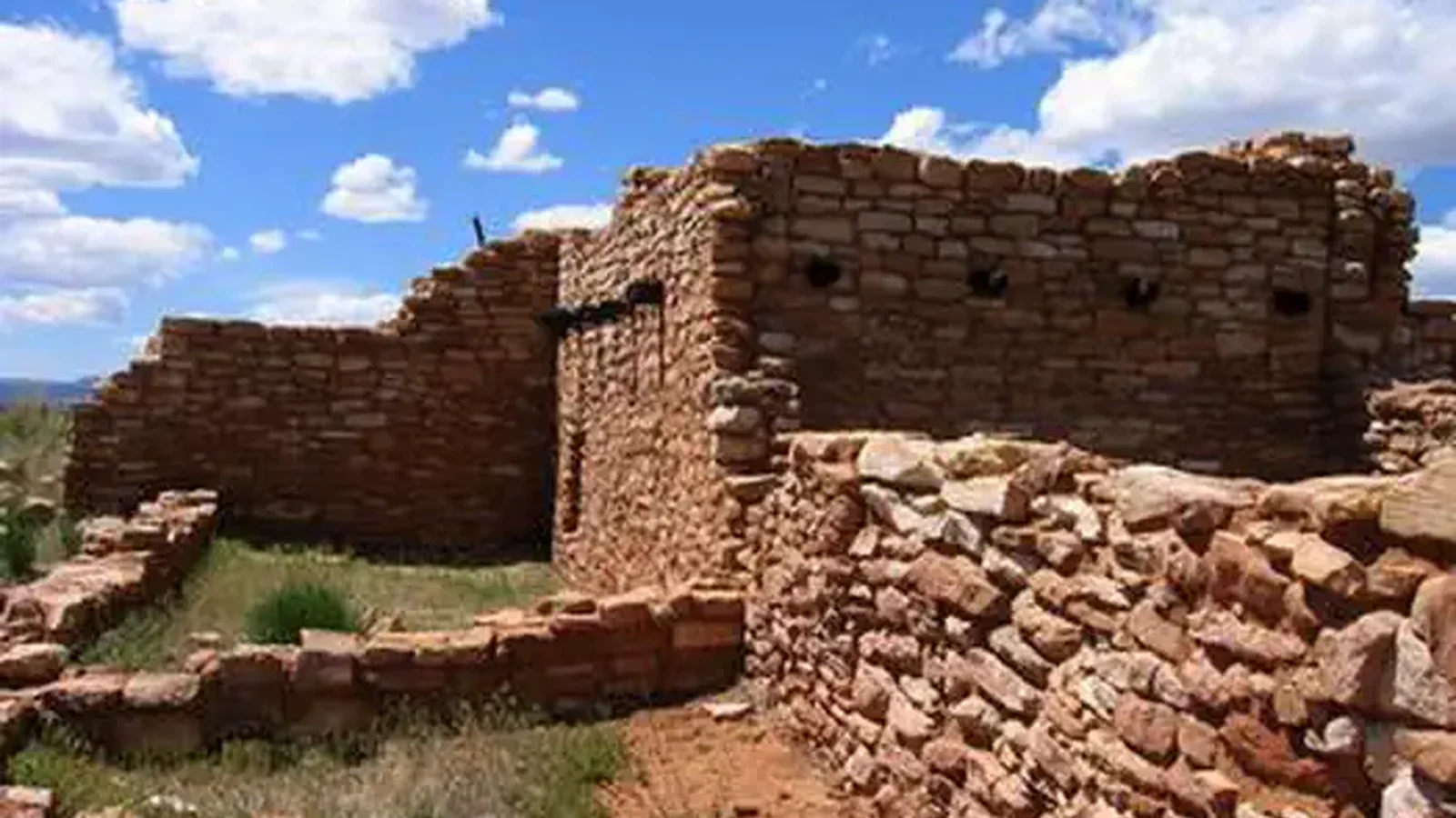 Outside exhibits at Edge of the Cedars
