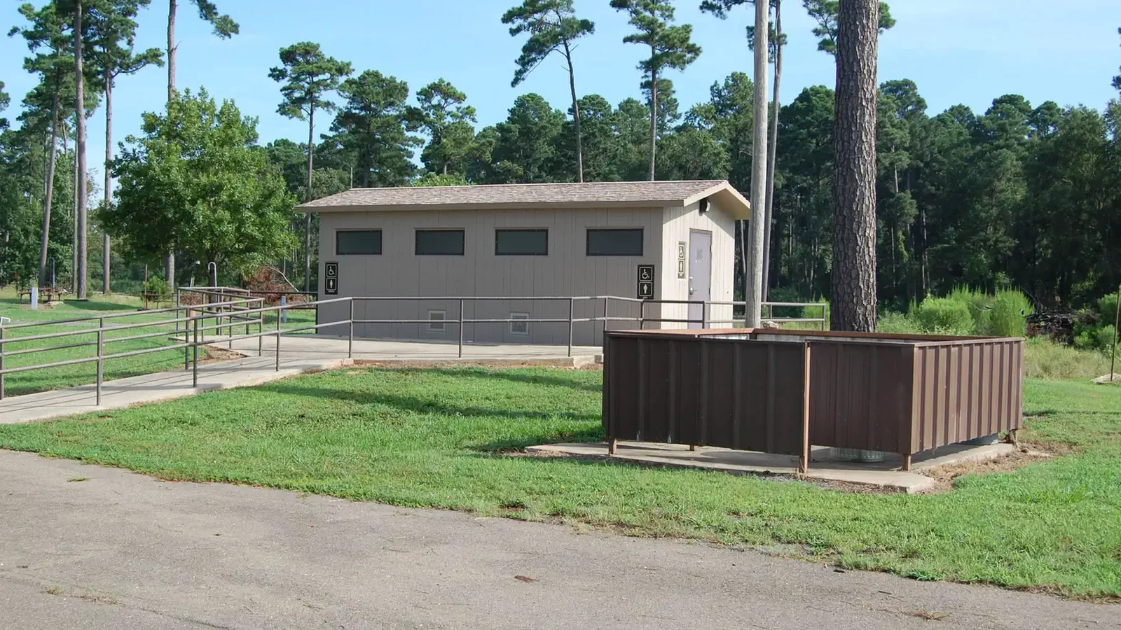 Paraloma Facilities