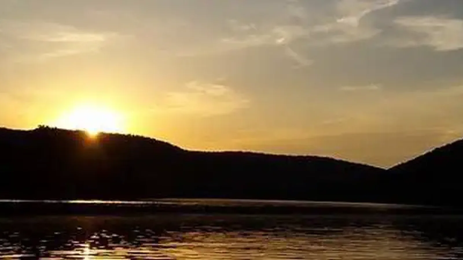 Sunset of the reservoir